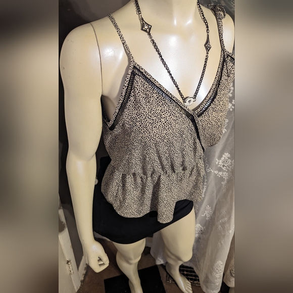 The neck sienna sky new w tags med tank print black & white sexy flowy - Picture 6 of 8